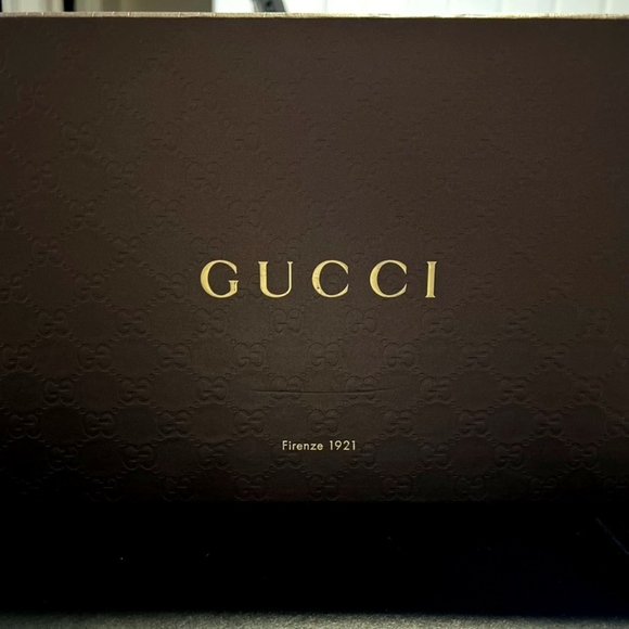 BRAND NEW NEVER WORN GUCCI MENS LOAFERS main image 6